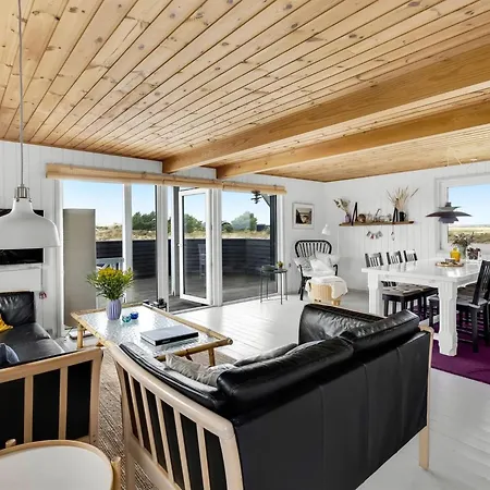 Сasa de vacaciones Teda - 2km From The Sea By Interhome